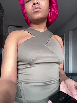 BaddestAss22 online show from December 15, 9:35 am