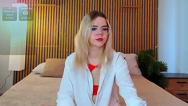 PrincessSlay online show from April 8, 5:29 am