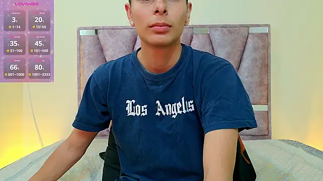 lana and liam  online show from September 22, 10:39 am