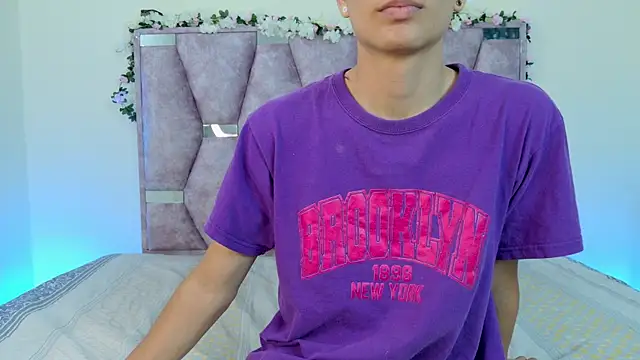 lana and liam  online show from November 4, 9:30 am