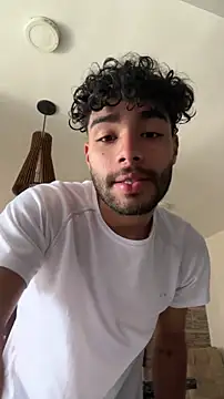 RaphaelDufort online show from December 19, 6:26 pm