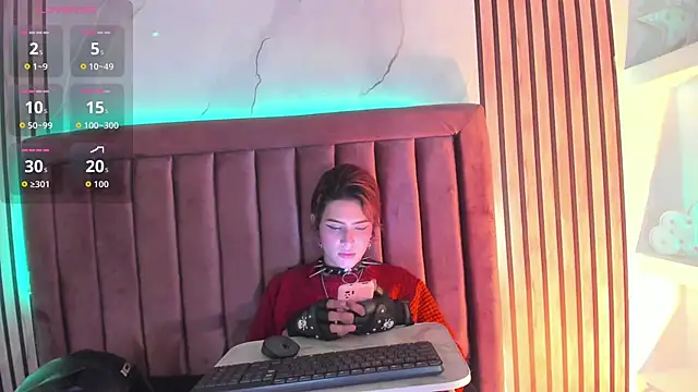 Snapshot of DannysaStar chatting on September 15, 8:31 pm DannysaStar online show from September 15, 8:31 pm