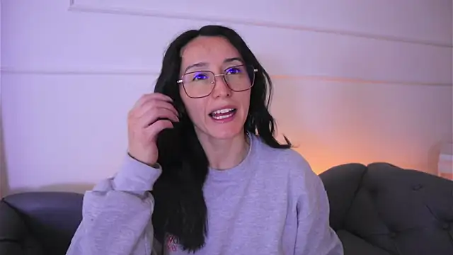 Ginevra esposito online show from February 9, 12:42 pm