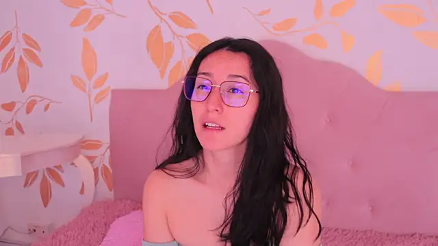 Ginevra esposito online show from February 14, 12:46 pm