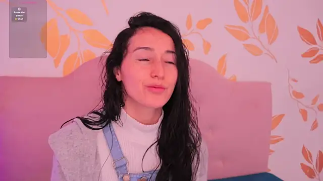 Ginevra esposito online show from March 21, 1:05 pm