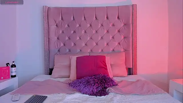 Diamond Piarce online show from September 15, 3:17 am