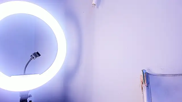 Snapshot of ThiagoCollin chatting on September 18, 9:06 pm ThiagoCollin online show from September 18, 9:06 pm