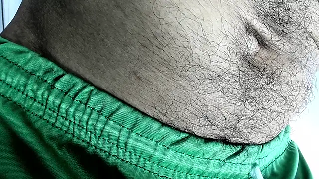 latinhotmuscle online show from November 25, 5:18 am