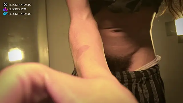 alexxatokyo online show from February 19, 1:01 am