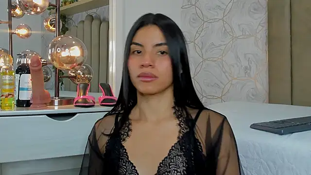 naia cox online show from March 9, 3:43 am