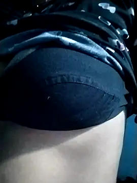 Snapshot of Hot-qwer chatting on March 24, 10:37 pm Hot-qwer online show from March 24, 10:37 pm