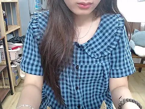 Snapshot of Lamoon_2k chatting on June 1, 1:35 pm Lamoon 2k online show from June 1, 1:35 pm