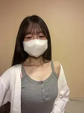 risa909 online show from June 6, 12:05 am