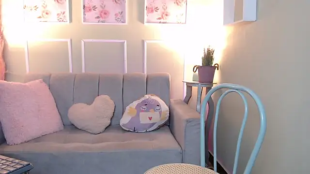 CurlyDani online show from February 28, 2:23 am