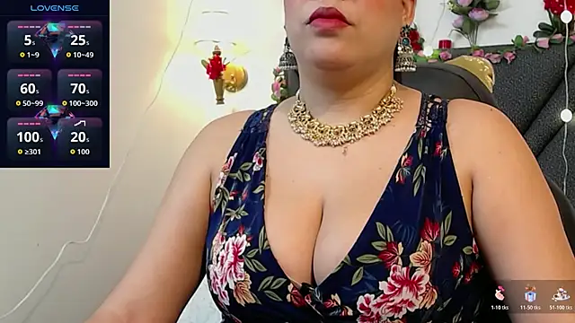 Snapshot of IndraKaur_ chatting on May 21, 12:34 pm IndraKaur online show from May 21, 12:34 pm