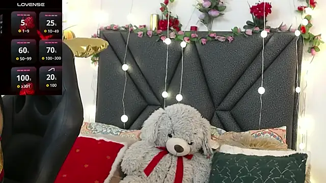 Snapshot of IndraKaur_ chatting on June 9, 12:17 pm IndraKaur online show from June 9, 12:17 pm