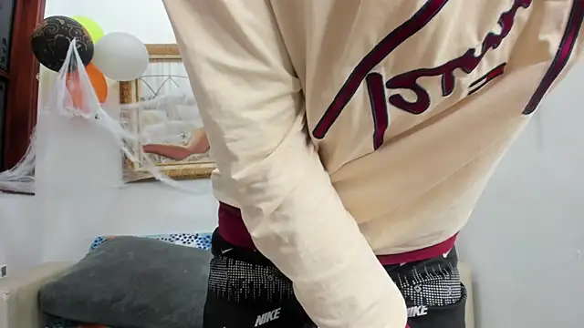 Felipe Cold online show from October 27, 2:59 am