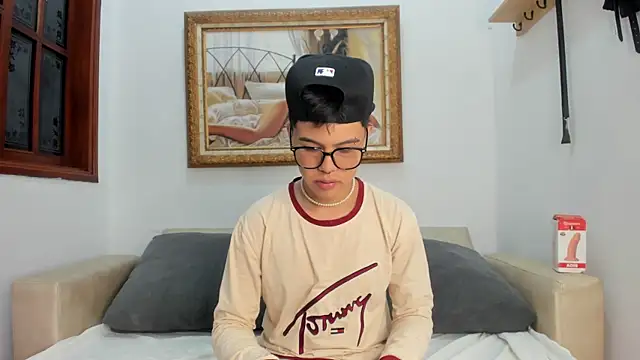 Felipe Cold online show from November 14, 2:54 am