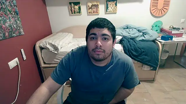Snapshot of Martigato3 chatting on March 19, 3:43 am Martigato3 online show from March 19, 3:43 am