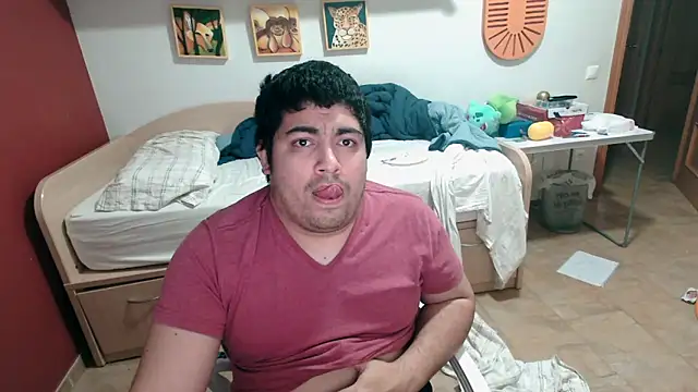 Snapshot of Martigato3 chatting on April 9, 9:42 pm Martigato3 online show from April 9, 9:42 pm