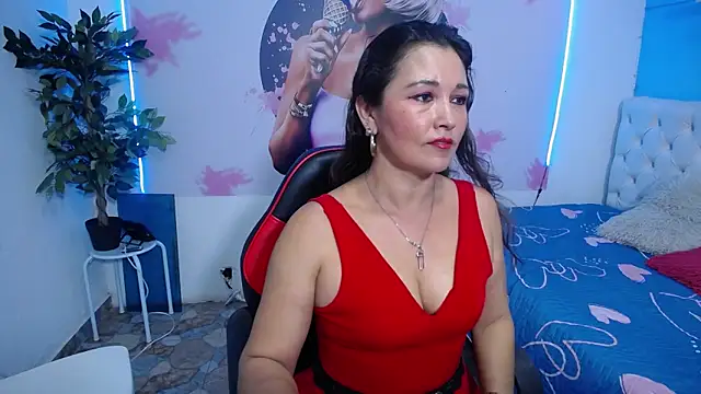 Snapshot of noelia_milf19 chatting on October 7, 5:32 pm noelia milf19 online show from October 7, 5:32 pm