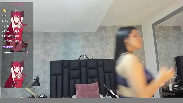 crystaldarliing online show from March 3, 5:52 pm