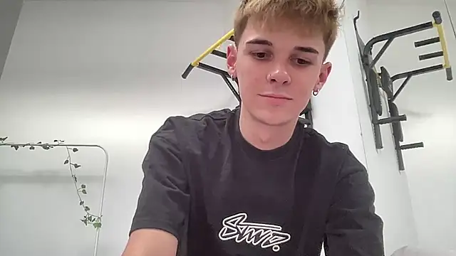 Milk Guy online show from September 15, 2:39 pm