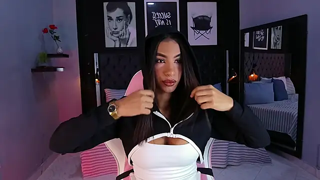 kitty collins  online show from January 12, 11:37 am