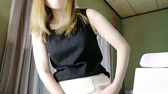 Snapshot of miyu0002 chatting on September 29, 3:44 am miyu0002 online show from September 29, 3:44 am