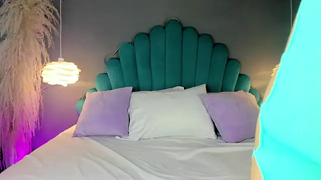 SweetAnngell online show from September 25, 4:38 am