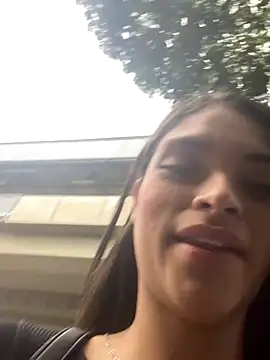 Hannacooper3 online show from November 11, 7:47 pm