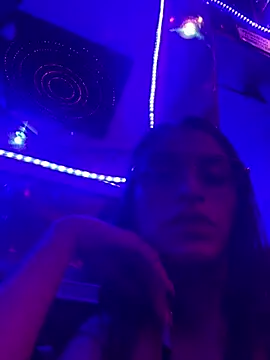 Hannacooper3 online show from January 16, 11:20 pm