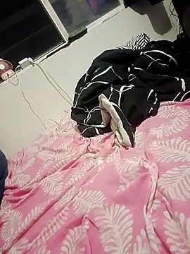 AtraCTiVoSiNguLaR online show from September 22, 8:05 am