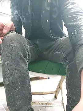 Snapshot of Mahdidido45 chatting on January 8, 9:39 pm Mahdidido45 online show from January 8, 9:39 pm