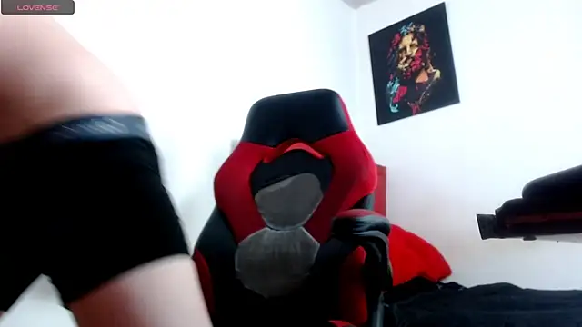 Codyknightt online show from October 31, 12:06 pm