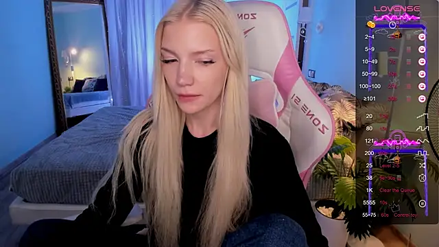 AnyaTaylor  online show from May 29, 1:58 am