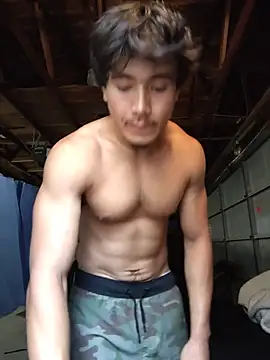 Snapshot of ernin2865 chatting on July 26, 6:59 pm ernin2865 online show from July 26, 6:59 pm