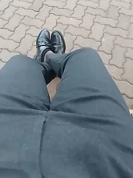 Snapshot of shebeshid chatting on February 11, 4:12 pm shebeshid online show from February 11, 4:12 pm