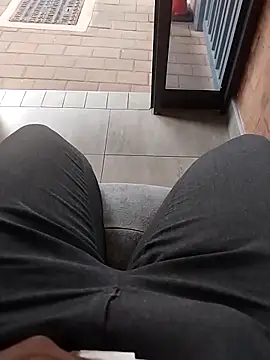 Snapshot of shebeshid chatting on March 21, 10:53 am shebeshid online show from March 21, 10:53 am