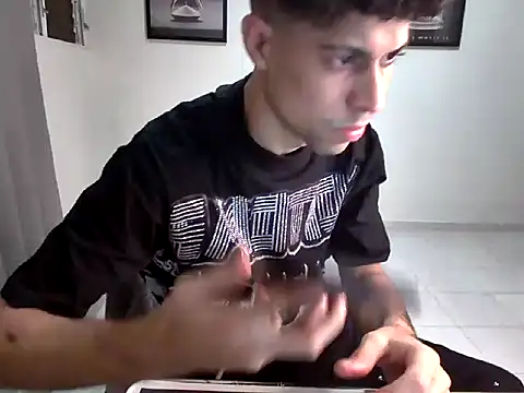 Dollarhot30 online show from January 18, 3:21 am