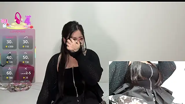 Snapshot of ___momo___0717 chatting on September 14, 11:31 am momo 0717 online show from September 14, 11:31 am