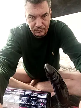 twitshe online show from November 25, 2:50 pm