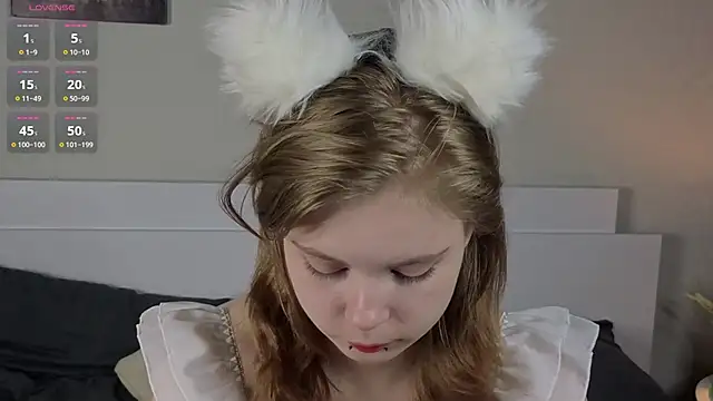 JulietteRain online show from June 12, 6:29 pm