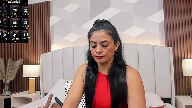 Mommy Naughty online show from March 5, 11:17 am