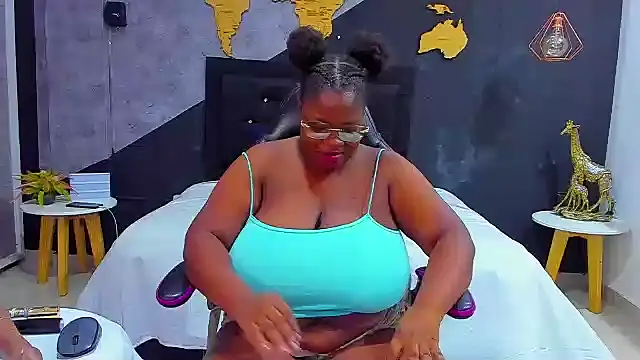 Maiam  Rossi online show from October 16, 12:39 pm