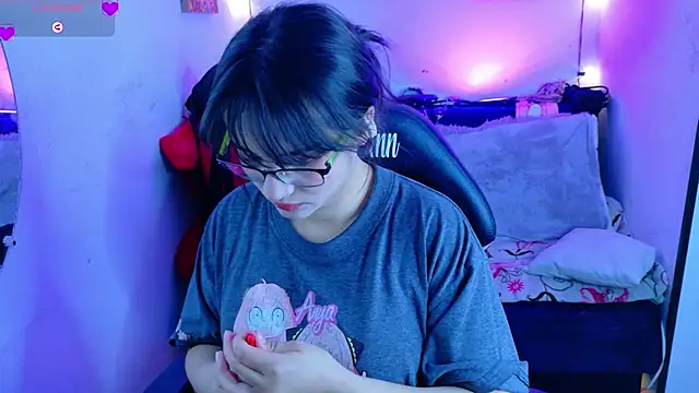 MiaVelvetDoll online show from September 20, 1:56 pm