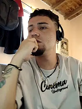 Snapshot of Juuaanp3 chatting on September 10, 4:51 pm Juuaanp3 online show from September 10, 4:51 pm