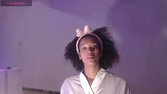 DonnaDidiamantti online show from October 29, 9:38 pm