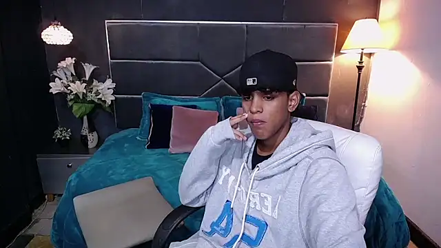 jhos padill online show from January 6, 1:26 pm