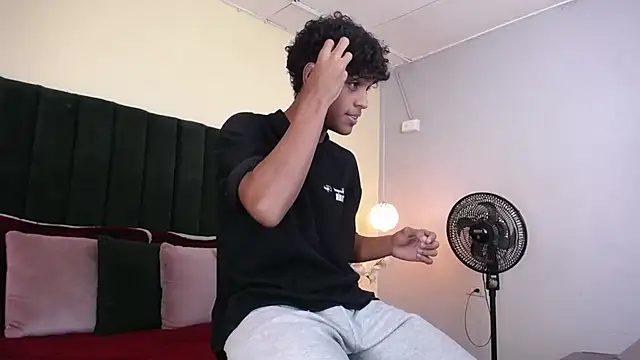 jhos padill online show from February 11, 1:38 pm